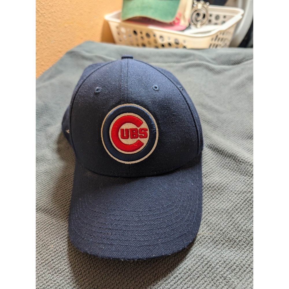 Nike‎ Dri Fit Chicago Cubs Baseball Cap Hat Navy Blue Red Embroidered Adjustable